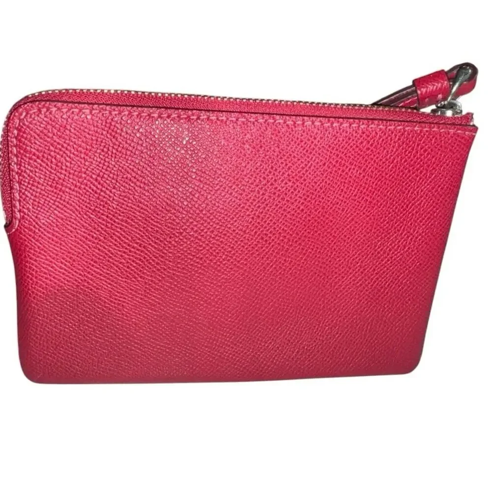 COACH Corner Zip Wristlet in 1941 Red New without Tag